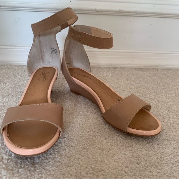 Seychelles wedge Tan Ankle Strap Sandals Size 7 - Picture 2 of 6